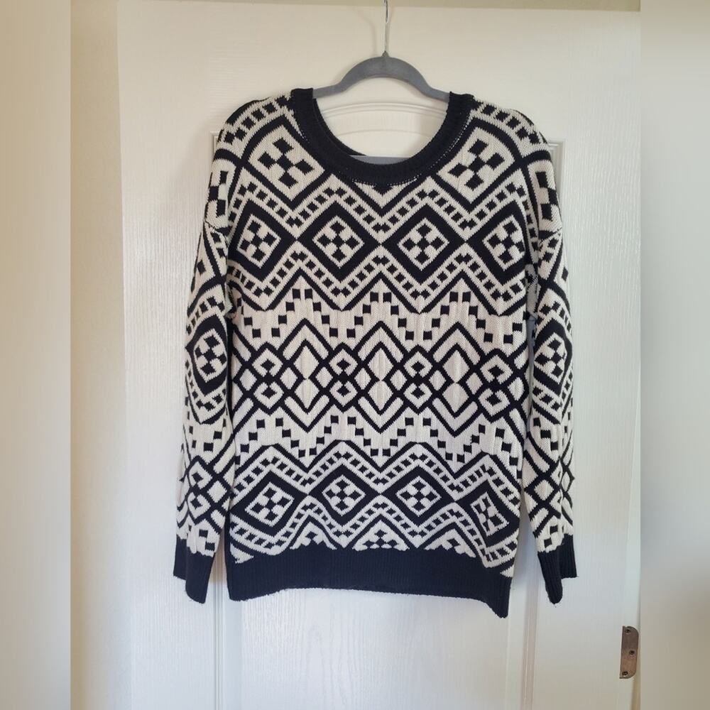 Gianni Bini Soft Black White Striking Geometric Sweater, Women's Size Medium